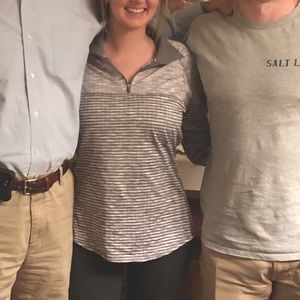 Zip up pullover workout jacket